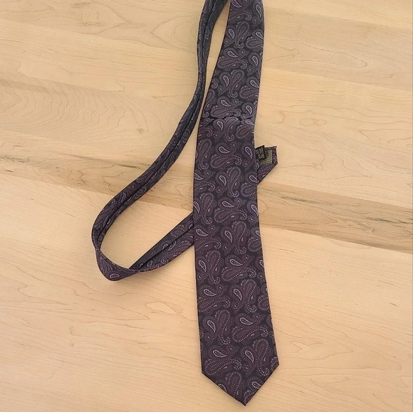2/30$ CHERESKIN Purple and navy Paisley  tie, men's necktie - Picture 6 of 10